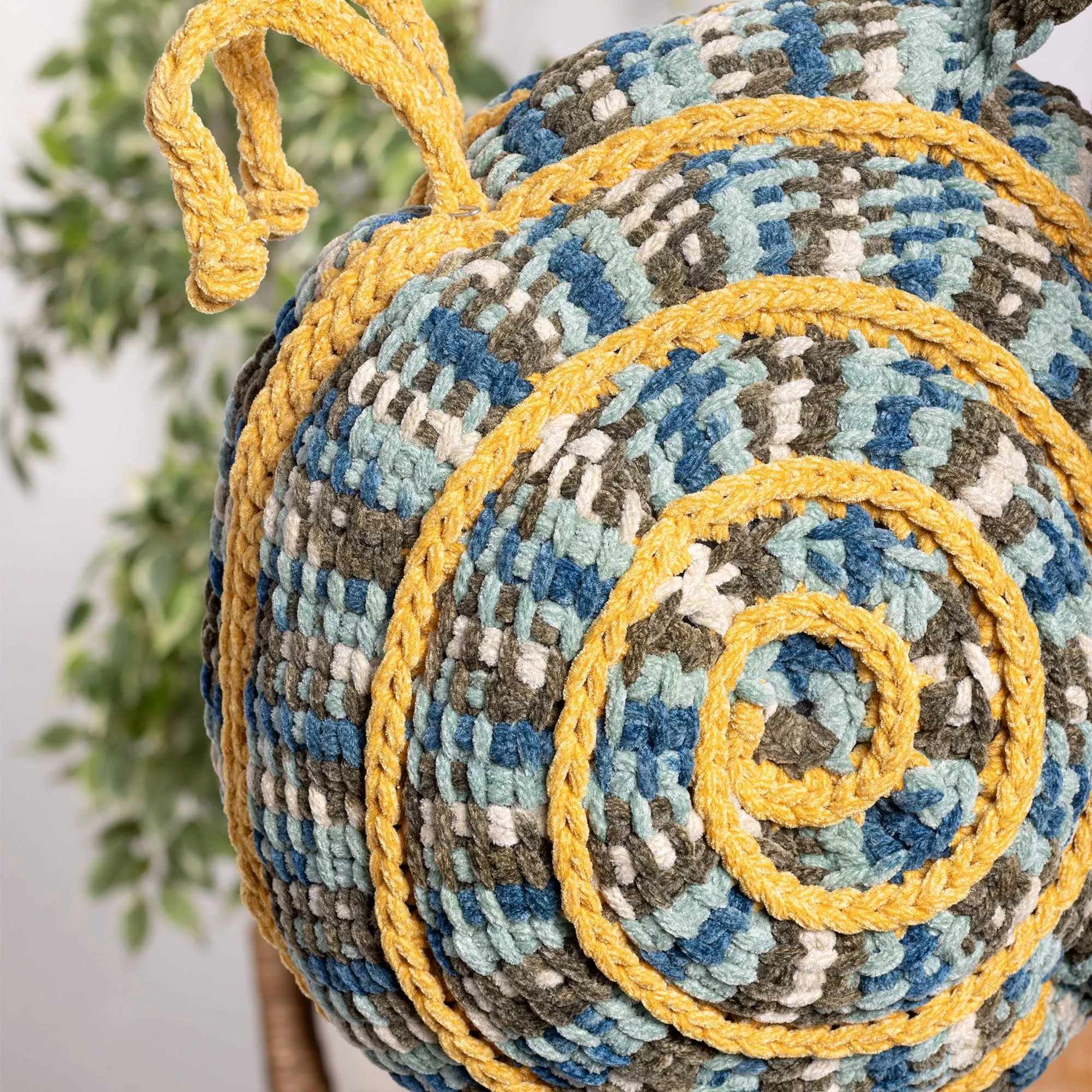 Bernat Crochet Snail Backpack