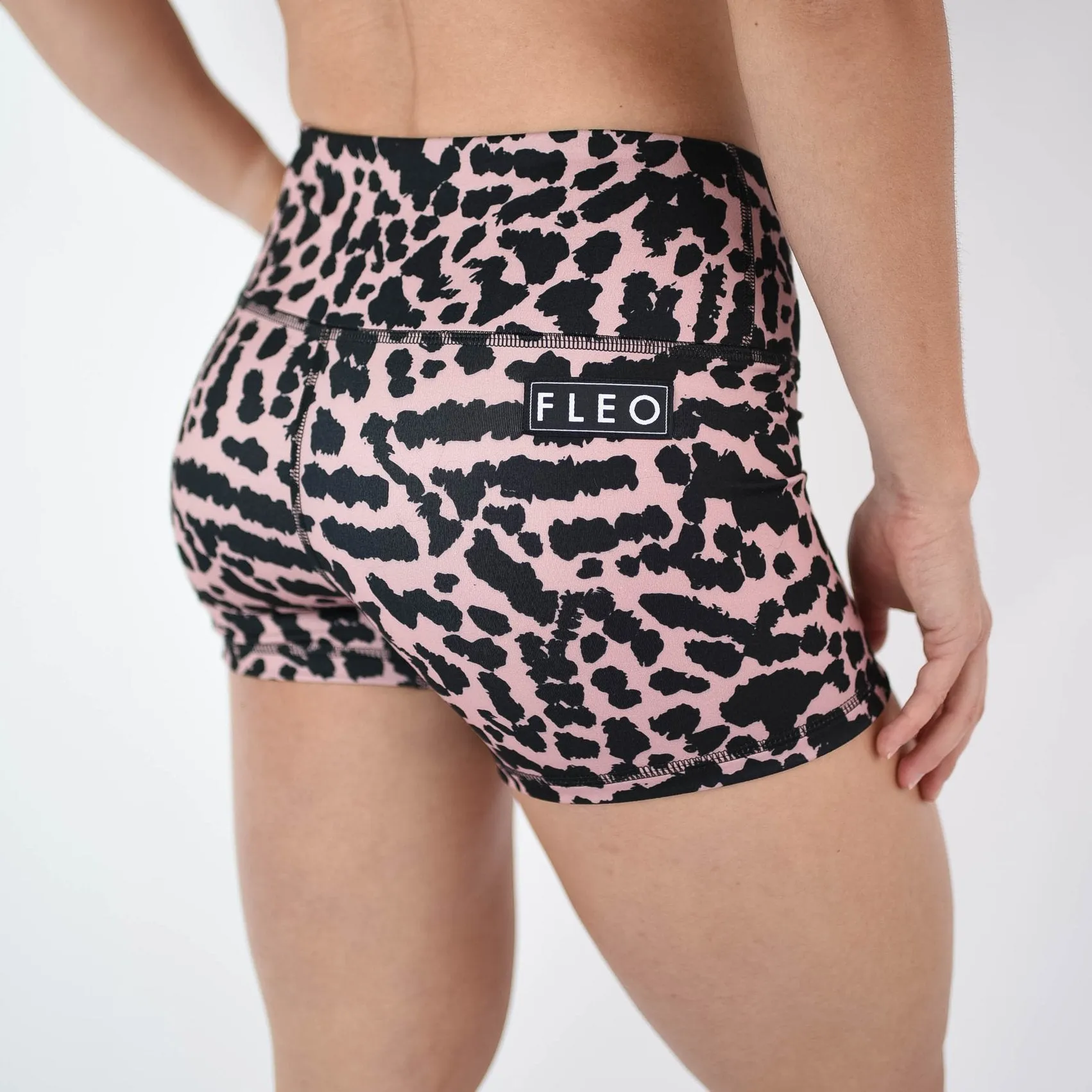 FLEO Leopard Frenzy Shorts (Power High-rise)