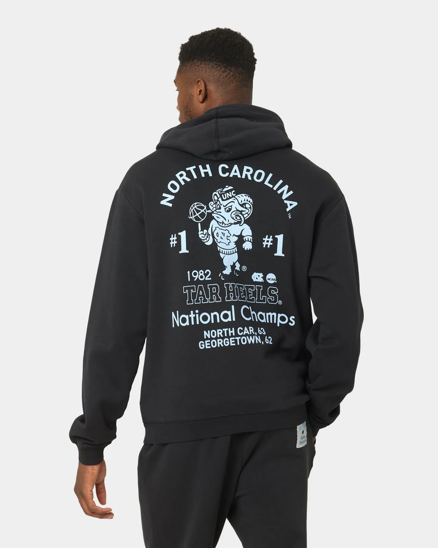 Mitchell & Ness North Carolina Vintage Hoodie Faded Black