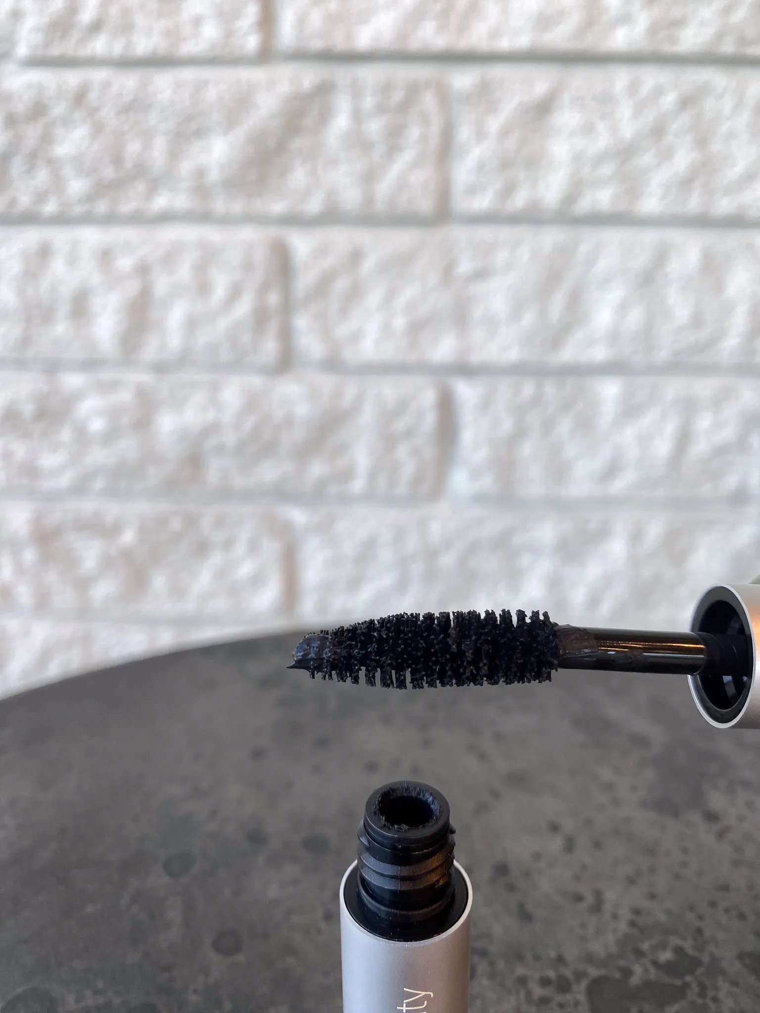 Straight Up Volumizing Peptide Mascara-Travel Size